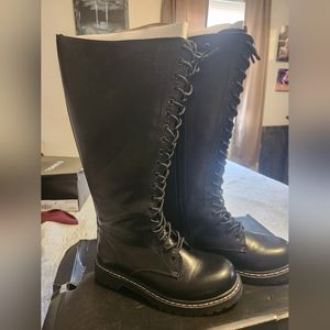 Torrid black laceup knee boot